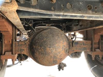 Eaton RS404 Rear Axle Housing for a International 4300