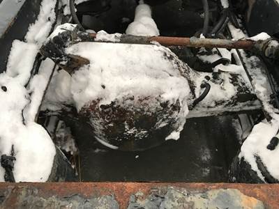 Eaton RS404 Rear Axle Housing for a Freightliner Cascadia