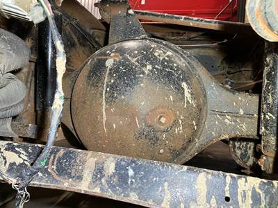 Eaton RS404 Rear Axle Housing for a Volvo Wia