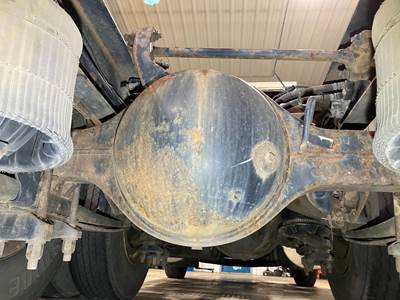 Eaton RS404 Rear Axle Housing for a International Transtar (8600)