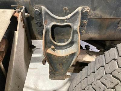 Eaton RS404 Rear Axle Housing for a Freightliner FLD120