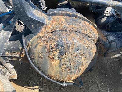 Eaton RS404 Rear Axle Housing for a International Lonestar