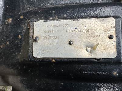 Eaton RS404 Rear Axle Housing for a Freightliner Cascadia