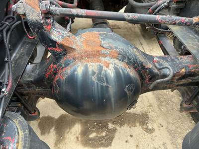 Eaton RS404 Rear Axle Housing for a International Transtar (8600)