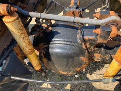 Eaton RS405 Rear Axle Housing for a Mack CX