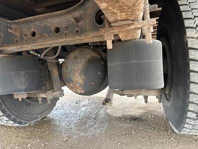 Eaton RS405 Rear Axle Housing for a International 4300