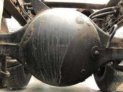 Eaton RSP40 Rear Axle Housing for a International 8600