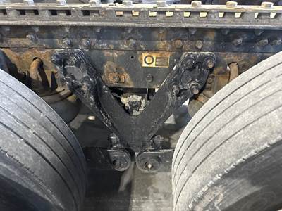 Eaton RSP40 Rear Axle Housing for a Kenworth T660