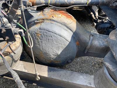 Eaton RSP41 Rear Axle Housing for a Kenworth T600