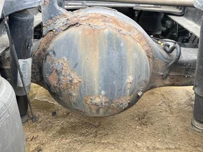Eaton RSP41 Rear Axle Housing for a Peterbilt 579