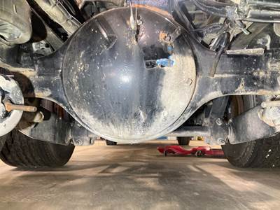 Eaton RSP41 Rear Axle Housing for a Kenworth T880