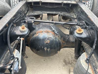 Eaton RSP41 Rear Axle Housing for a Peterbilt 387