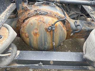 Eaton RSP41 Rear Axle Housing for a Peterbilt 579