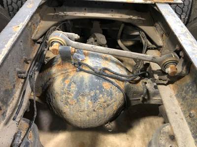 Eaton RST40 Rear Axle Housing for a Volvo VNL