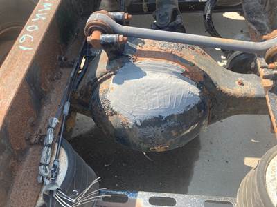 Eaton RST41 Rear Axle Housing for a Mack CXN