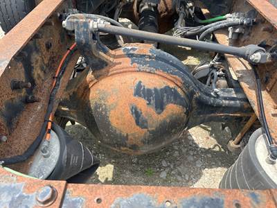 Eaton RST41 Rear Axle Housing for a International 8600