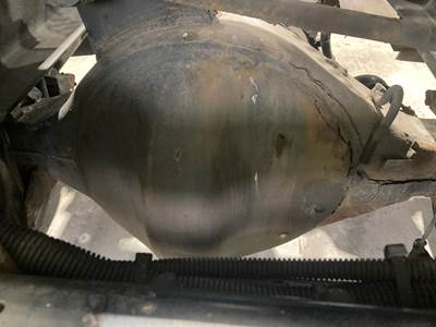 Eaton S23-170 Rear Axle Housing for a Kenworth T440