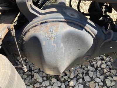 Eaton S23-170D Rear Axle Housing for a International 8600