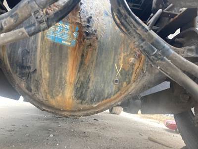 Eaton S23-190 Rear Axle Housing for a Kenworth T680