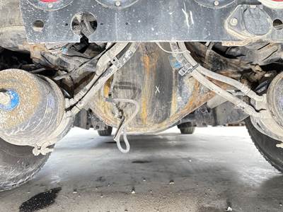 Eaton S23-190 Rear Axle Housing for a Kenworth T680