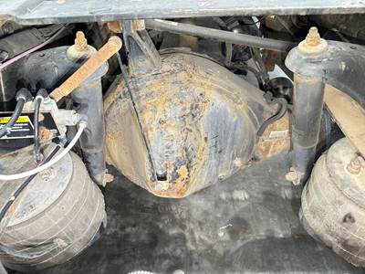 Eaton S23-190 Rear Axle Housing for a Peterbilt 579