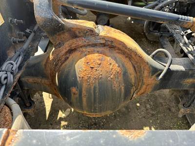 Meritor 3200F2216 Rear Axle Housing for a International RH