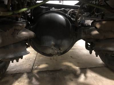 Meritor ME20165 Rear Axle Housing for a International Prostar