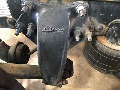 Meritor ME20165 Rear Axle Housing for a Freightliner Cascadia