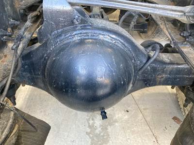 Meritor MR20143M Rear Axle Housing for a Volvo VNL