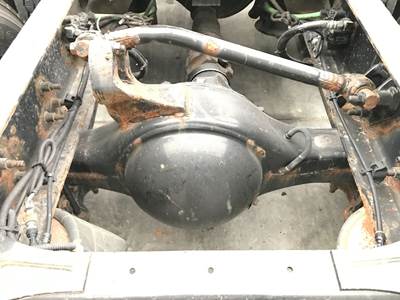 Meritor MR2014E Rear Axle Housing for a International LT