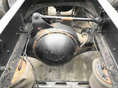 Meritor MR2014X Rear Axle Housing for a Volvo VNL