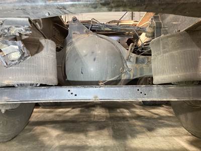 Meritor MR2014X Rear Axle Housing for a Volvo VNL