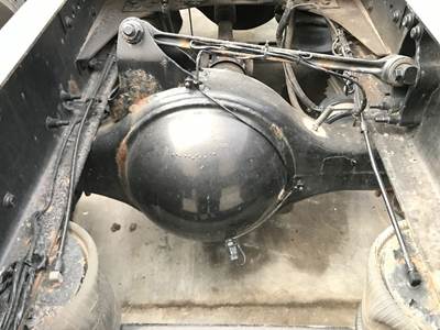 Meritor MR2014X Rear Axle Housing for a Volvo VNL