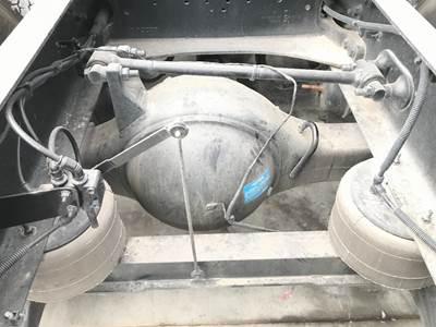 Meritor MR2014X Rear Axle Housing for a Kenworth T680