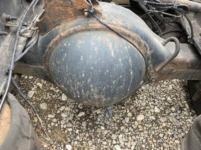 Meritor MR2014X Rear Axle Housing for a Volvo VNL