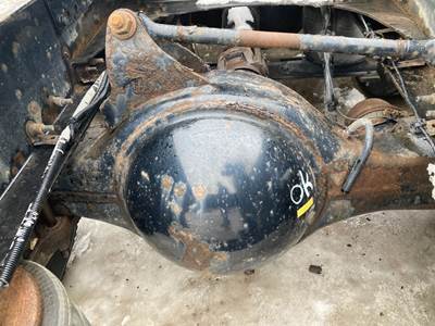 Meritor MR2014X Rear Axle Housing for a Mack Cxu