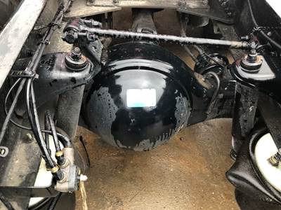Meritor MR2014X Rear Axle Housing for a Kenworth T680