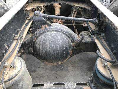 Meritor MR2014X Rear Axle Housing for a Mack Chu