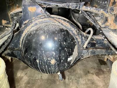 Meritor MR2014X Rear Axle Housing for a Volvo VNL