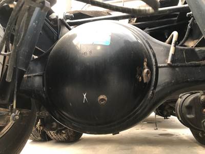 Meritor MR2014X Rear Axle Housing for a Kenworth T680