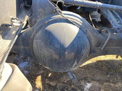 Meritor MR2014X Rear Axle Housing for a Volvo VNL