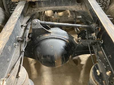 Meritor MR2014X Rear Axle Housing for a Volvo VNL