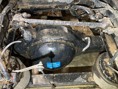 Meritor MR2014X Rear Axle Housing for a Kenworth T880