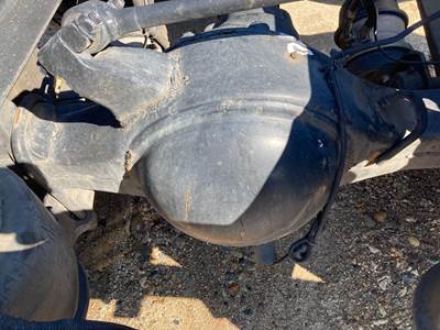 Meritor MR2014X Rear Axle Housing for a Freightliner Cascadia