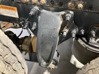 Meritor MR2014X Rear Axle Housing for a Freightliner Cascadia