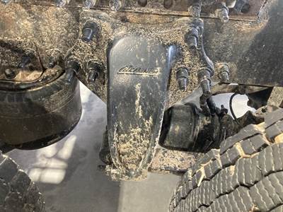 Meritor MR2014X Rear Axle Housing for a Freightliner Cascadia