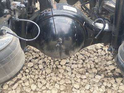 Meritor MR2014X Rear Axle Housing for a Peterbilt 579
