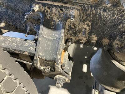 Meritor MR2014X Rear Axle Housing for a Volvo VNL