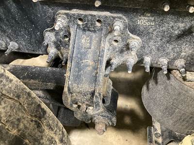 Meritor MR2014X Rear Axle Housing for a Volvo VNL