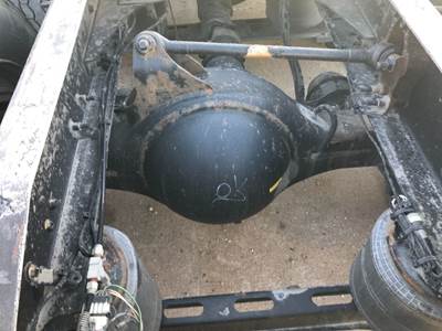 Meritor MR2014X Rear Axle Housing for a Mack Cxu